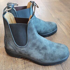 NEW Blundstone Classic Boots
